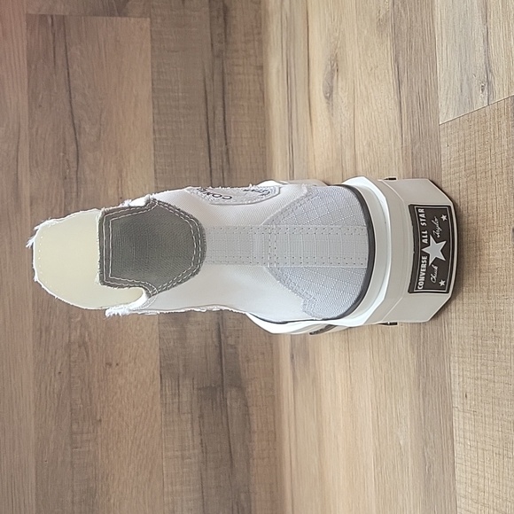 Converse High top Brand new platform in the box no lid. - Picture 9 of 15